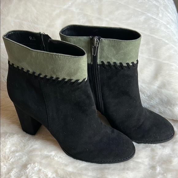 Athena Alexander Black and Olive Ankle Boots - Picture 2 of 4